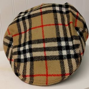 Burberry vintage nova plaid driving cap
